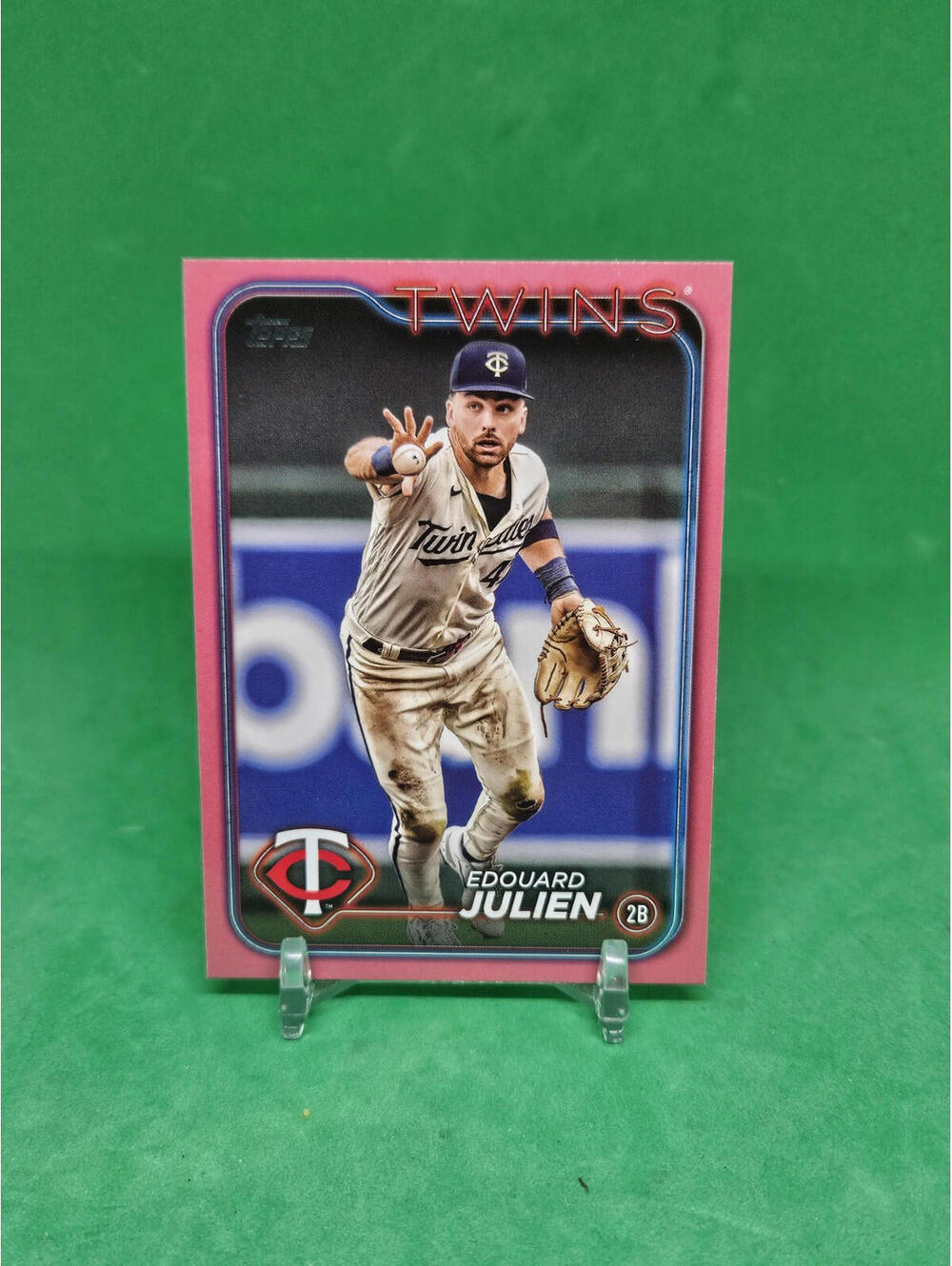 2024 Topps Series 2 - Mother's Day‎ Hot Pink #596 Edouard Julien /50